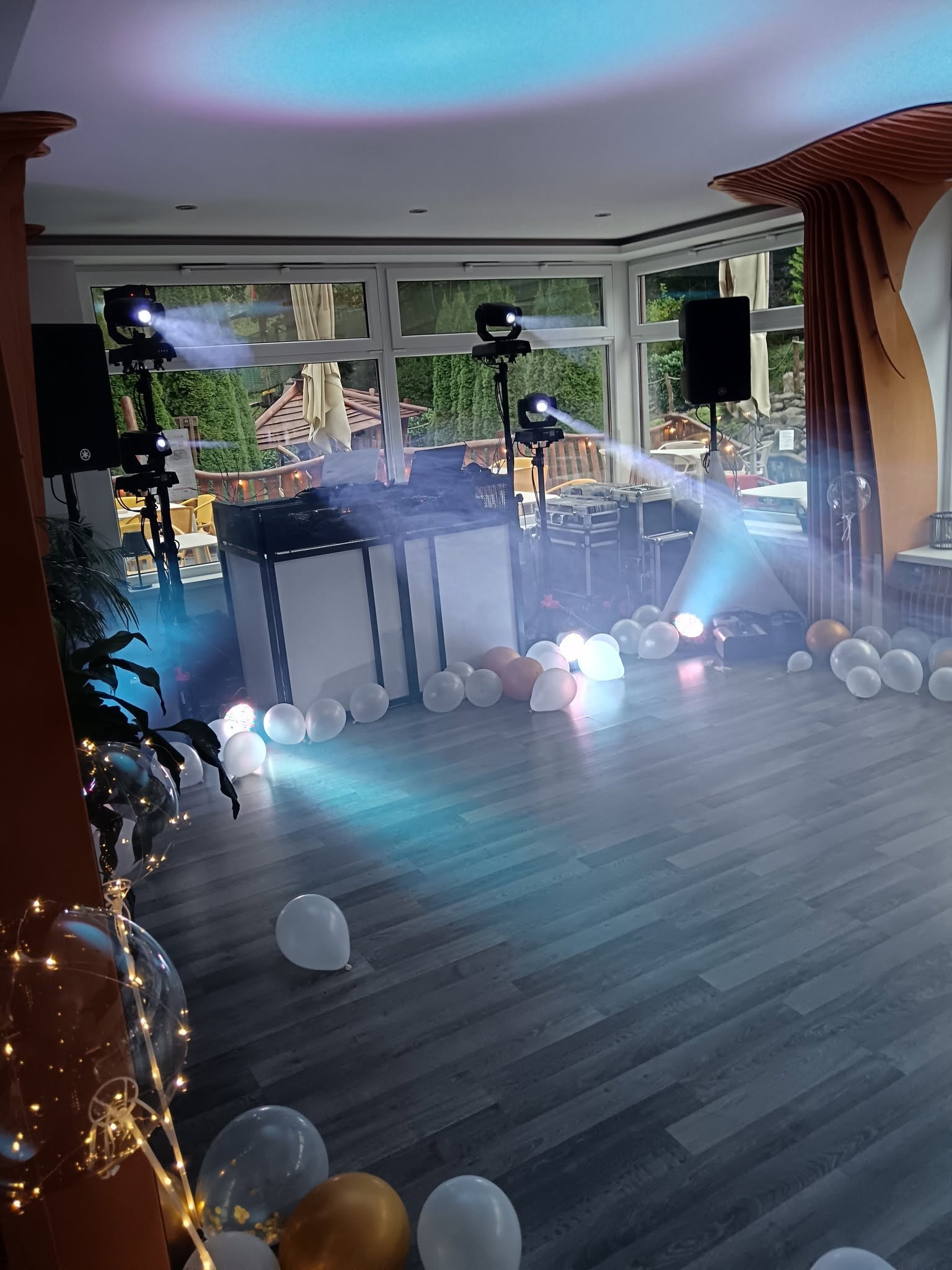 DJ na svadbu, rodinnú oslavu, párty, stužkovú, ples, firemný večierok